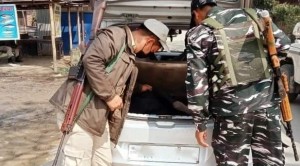 मणिपुर पुलिस ने 335 लोगों को लिया हिरासत में