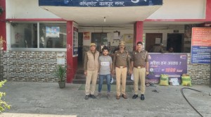 कानपुर में 25 हजार का इनामी बदमाश गिरफ्तार