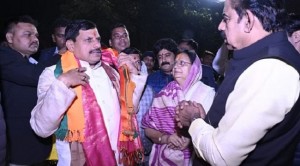 मप्रः देर रात इंदौर आए मुख्यमंत्री, राम मंदिर के क...