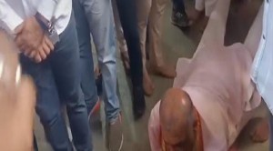 कानपुर: गिरफ्तारी देने को सपा विधायक अमिताभ ने शु...