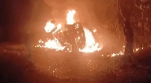 मप्रः गुना में डंपर की टक्कर से बस में लगी आग, 12 लोग ...